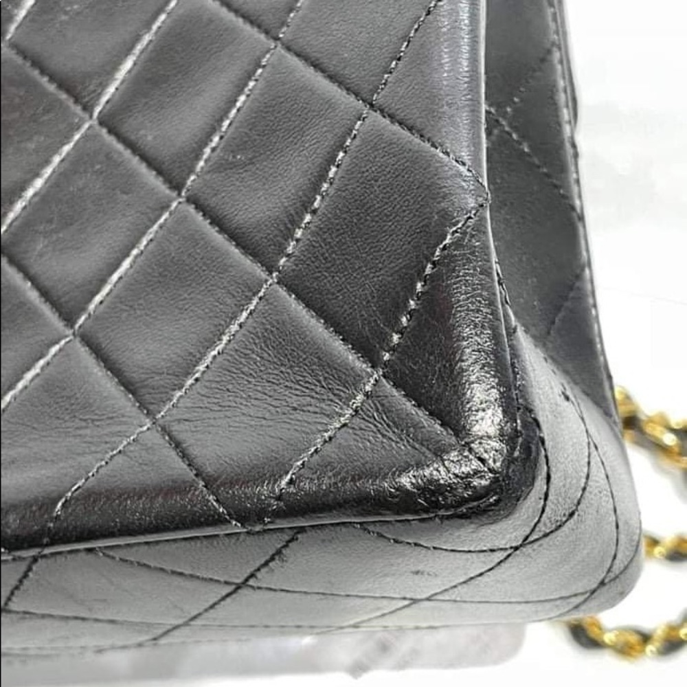Authentic Chanel - Picture 7 of 16
